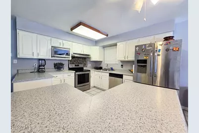 3701 W Echo Lane, Phoenix, AZ 85051 - Photo 17