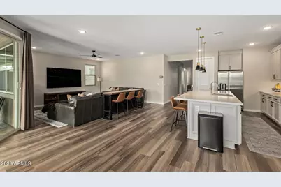 14041 W Monte Vista Road, Goodyear, AZ 85395 - Photo 9