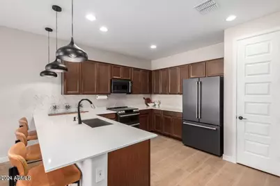 9001 W Rancho Drive, Glendale, AZ 85305 - Photo 3