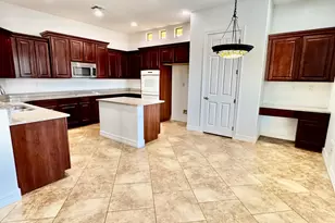 6858 W Mazatzal Dr, Peoria, AZ 85383 - Photo 9