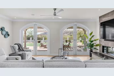 12240 S Honah Lee Court, Phoenix, AZ 85044 - Photo 27