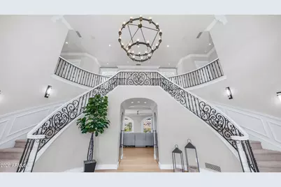 12240 S Honah Lee Court, Phoenix, AZ 85044 - Photo 9