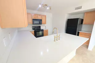 11807 N 76th Ave, Peoria, AZ 85345 - Photo 3