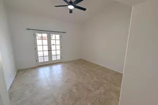 11807 N 76th Ave, Peoria, AZ 85345 - Photo 7