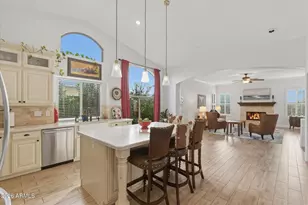 981 E Constitution Dr, Gilbert, AZ 85296 - Photo 11