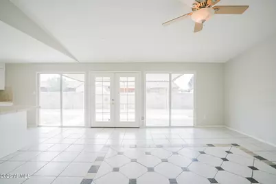 8017 W Meadowbrook Avenue, Phoenix, AZ 85033 - Photo 3