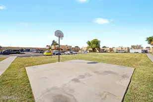 948 S Alma School Rd, Mesa, AZ 85210 - Photo 23