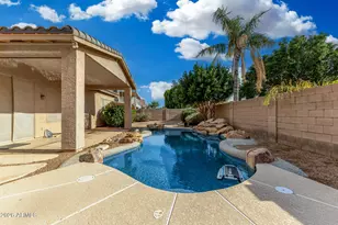 7233 W Cottontail Ln, Peoria, AZ 85383 - Photo 31
