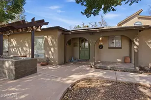 216 E 15th St, Tempe, AZ 85281 - Photo 3