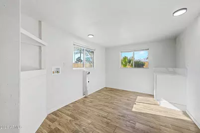 9112 E Vine Avenue, Mesa, AZ 85208 - Photo 11