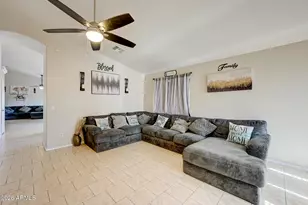 23296 W Ashleigh Marie Dr, Buckeye, AZ 85326 - Photo 7