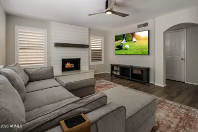 4621 E Swilling Road, Phoenix, AZ 85050 - Photo 13