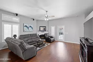 11537 W Gnatcatcher Ln, Surprise, AZ 85378 - Photo 9