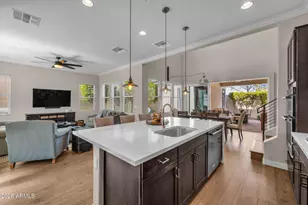 1555 E Ocotillo Rd, Phoenix, AZ 85014 - Photo 5