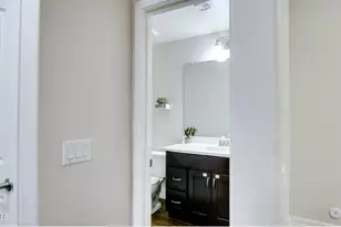 2821 S Skyline Dr, Mesa, AZ 85212 - Photo 15