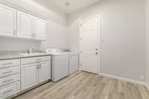 1912 E Schooner Ct, Gilbert, AZ 85234 - Photo 29