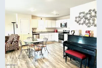 373 S Redwood Loop, Benson, AZ 85602 - Photo 7