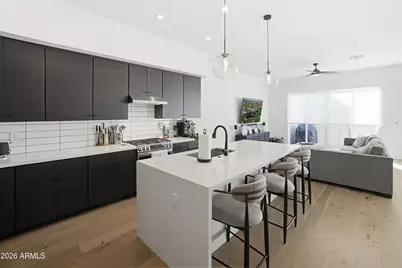 5151 N 13th Place #5, Phoenix, AZ 85014 - Photo 1