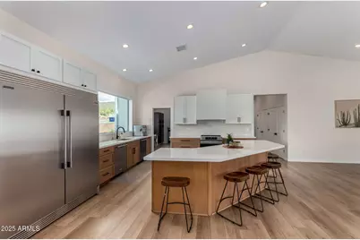 1809 E Mariola Way, Phoenix, AZ 85086 - Photo 15