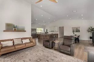 1809 E Mariola Way, Phoenix, AZ 85086 - Photo 7