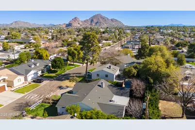 3247 E Sells Drive, Phoenix, AZ 85018 - Photo 25