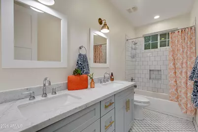 3247 E Sells Drive, Phoenix, AZ 85018 - Photo 17