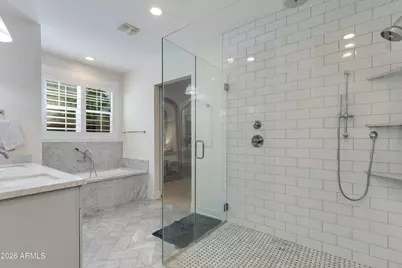 3247 E Sells Drive, Phoenix, AZ 85018 - Photo 13