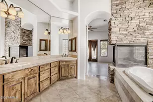 1642 W Mandalay Ln, Phoenix, AZ 85023 - Photo 21