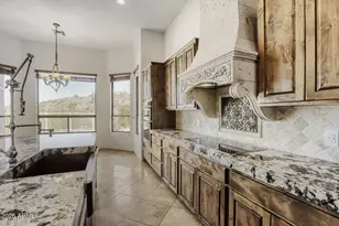 1642 W Mandalay Ln, Phoenix, AZ 85023 - Photo 13