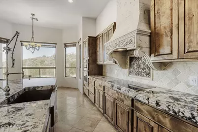 1642 W Mandalay Lane, Phoenix, AZ 85023 - Photo 9