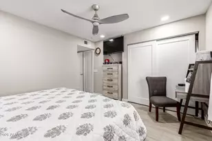 19226 N Signal Butte Cir, Sun City, AZ 85373 - Photo 11
