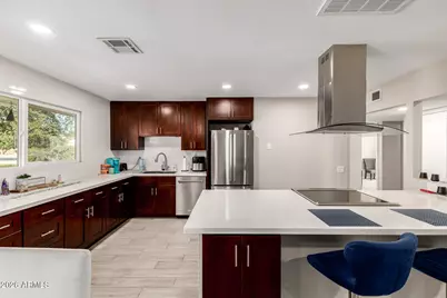 19226 N Signal Butte Circle, Sun City, AZ 85373 - Photo 13