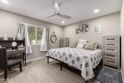 19226 N Signal Butte Circle, Sun City, AZ 85373 - Photo 17