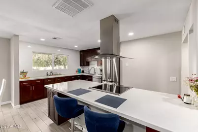 19226 N Signal Butte Circle, Sun City, AZ 85373 - Photo 5