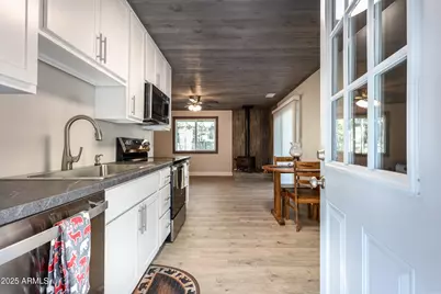 605 E Hillside Drive, Munds Park, AZ 86017 - Photo 11