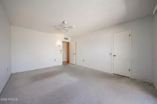 19049 N Lakeforest Dr, Sun City, AZ 85373 - Photo 21