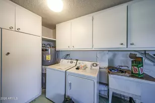 19049 N Lakeforest Dr, Sun City, AZ 85373 - Photo 25