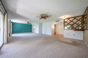 19049 N Lakeforest Dr, Sun City, AZ 85373 - Photo 7