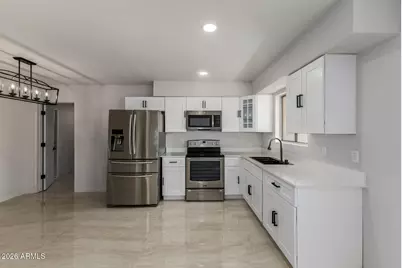 4535 N 71st Lane, Phoenix, AZ 85033 - Photo 13