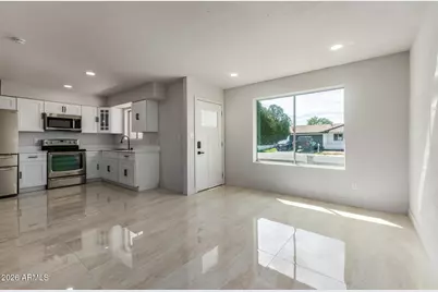 4535 N 71st Lane, Phoenix, AZ 85033 - Photo 9