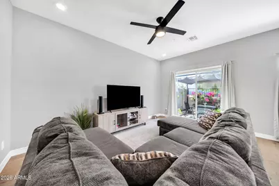 2251 W Laurie Lane, Phoenix, AZ 85021 - Photo 9