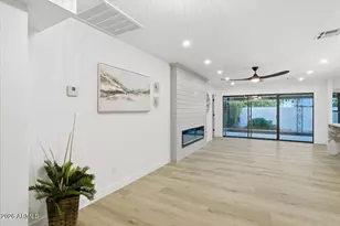 7805 E Coolidge St, Scottsdale, AZ 85251 - Photo 11