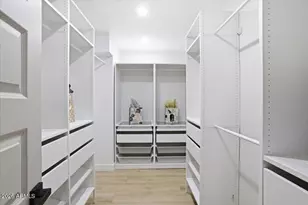 7805 E Coolidge St, Scottsdale, AZ 85251 - Photo 21