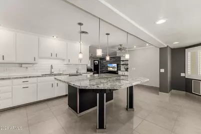 2249 W Windrose Drive, Phoenix, AZ 85029 - Photo 7