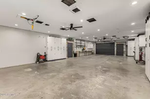 2249 W Windrose Dr, Phoenix, AZ 85029 - Photo 47