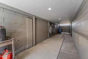 2249 W Windrose Dr, Phoenix, AZ 85029 - Photo 43