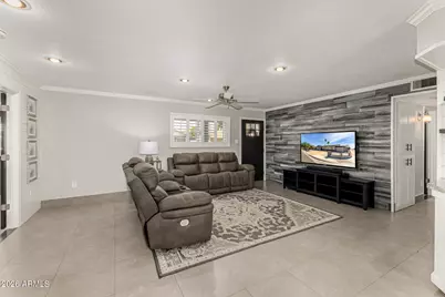 2249 W Windrose Drive, Phoenix, AZ 85029 - Photo 9