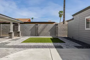 2249 W Windrose Dr, Phoenix, AZ 85029 - Photo 33