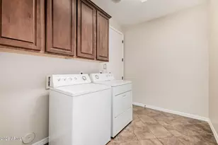 2288 E Wisteria Dr, Chandler, AZ 85286 - Photo 27