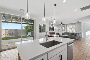 25632 N 20th Ln, Phoenix, AZ 85085 - Photo 7